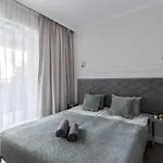 Golden - Elegant & Sunny, Siedmiogrodzka 3 *