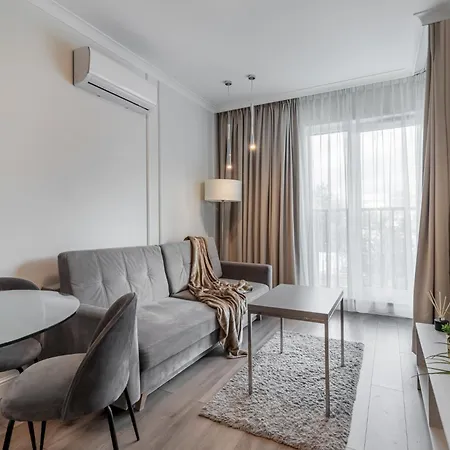 Golden - Elegant & Sunny, Siedmiogrodzka 3 Appartement Warschau