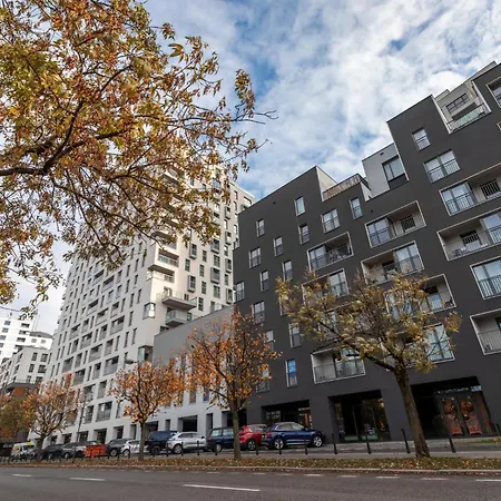 - Great Location- One Bedroom - Siedmiogrodzka 3