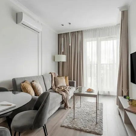 Golden - Elegant & Sunny, Siedmiogrodzka 3 Apartment